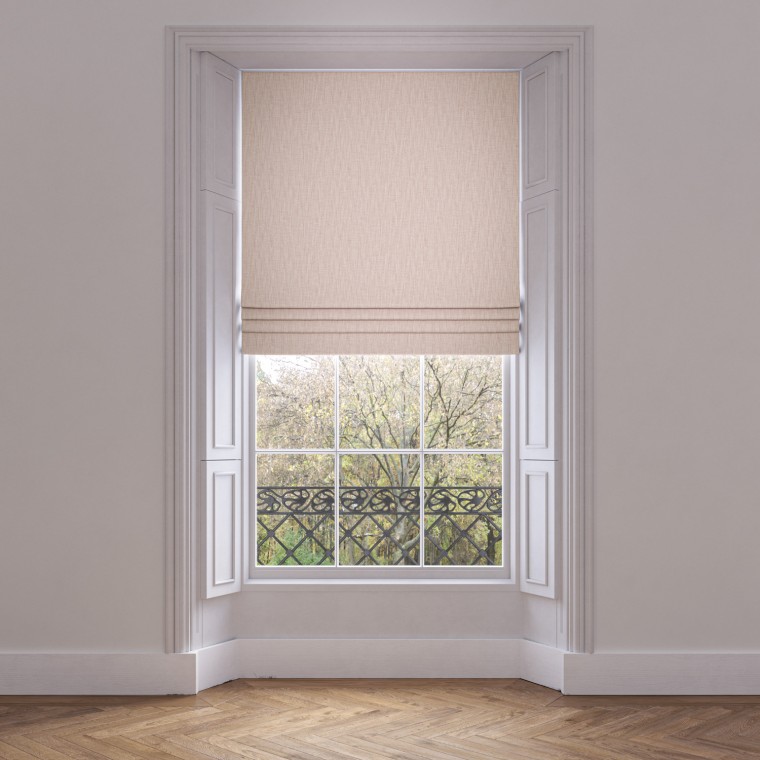 roman blind kalinda blush plain lifestyle 1