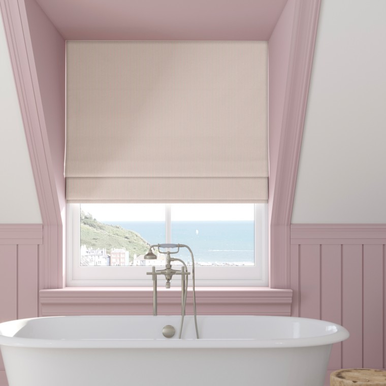 Ischia Woodrose Roman Blind Lifestyle