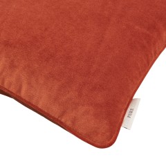 cushion cosmos cinnabar self piped edge 43 detail