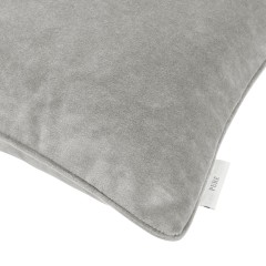 cushion cosmos cloud self piped edge detail