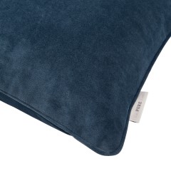 cushion cosmos indigo self piped edge 50 detail