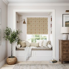 Chapan Spice Roman Blind Lifestyle